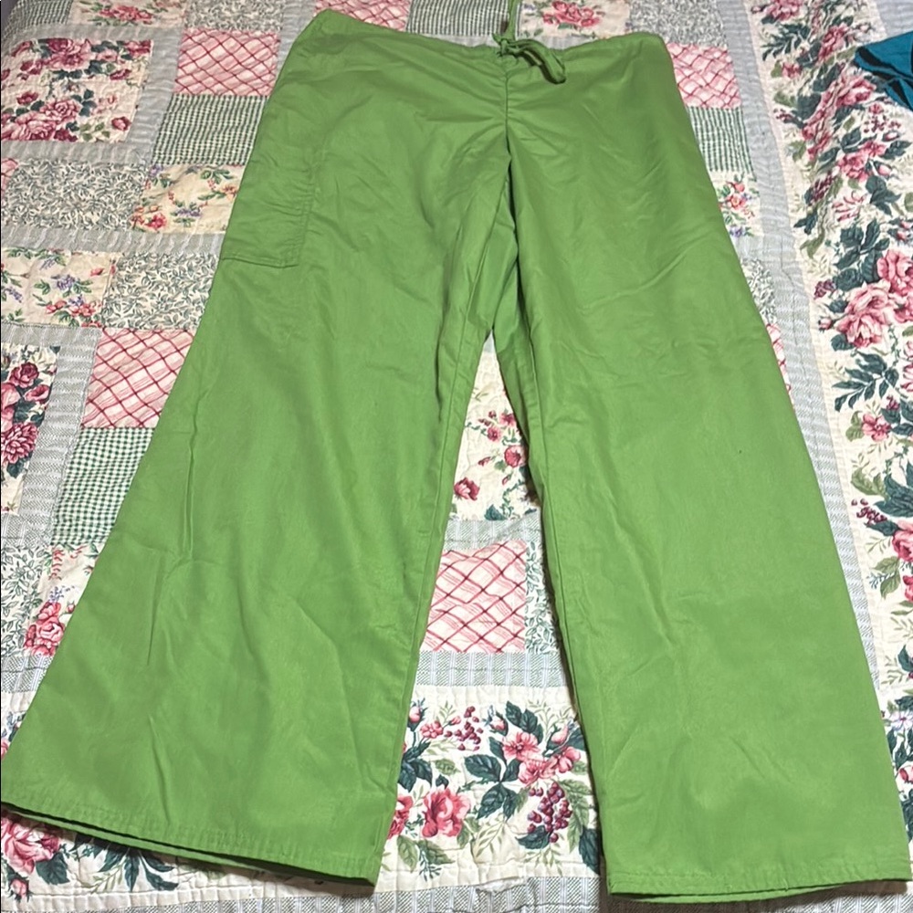 Green Wide-Leg SCRUB PANTS